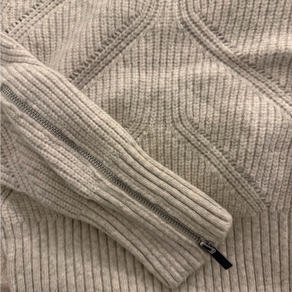 Express Cream Ribbed Knit Sweater - Picture 2 of 3